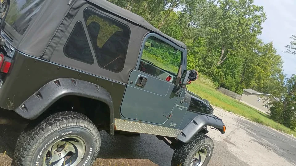 1998 Jeep TJ Wrangler - Image 4 of 10