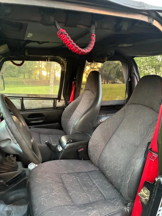 1998 Jeep TJ Wrangler - Image 10 of 13