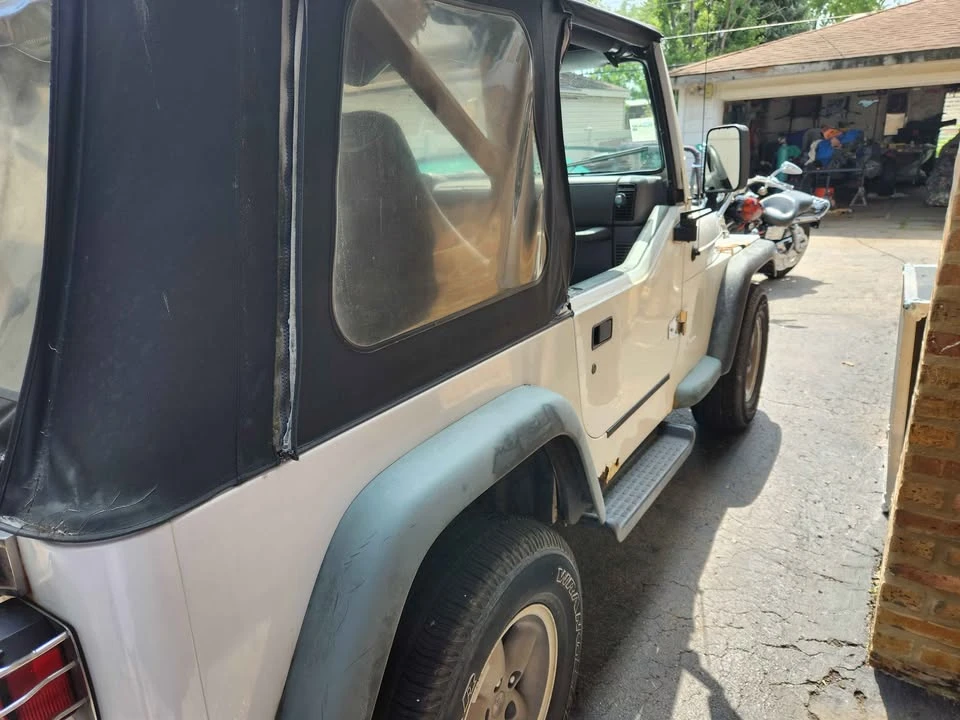 1998 Jeep TJ Wrangler - Image 11 of 14
