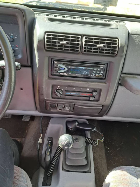 1998 Jeep TJ Wrangler - Image 8 of 9