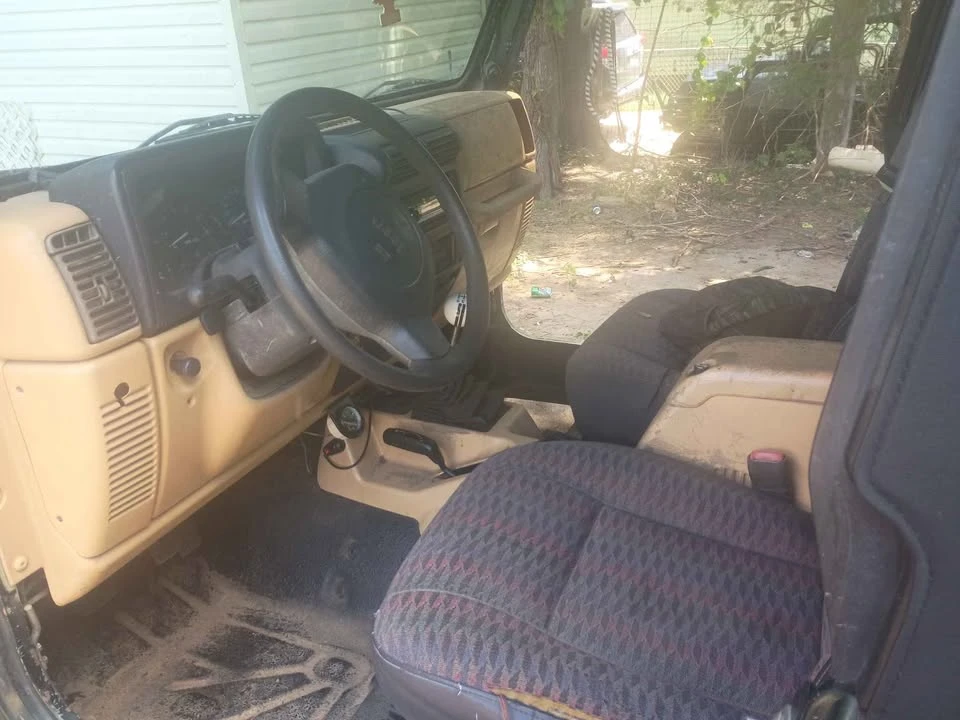 1998 Jeep TJ Wrangler - Image 4 of 5