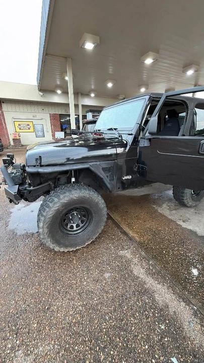 1998 Jeep TJ Wrangler - Image 4 of 5