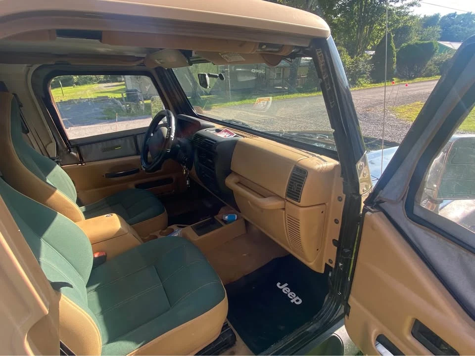 1998 Jeep TJ Wrangler - Image 10 of 12