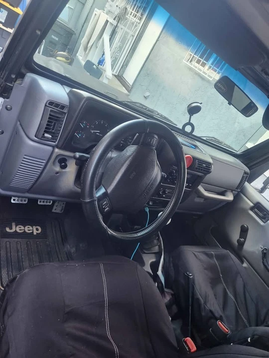1998 Jeep TJ Wrangler - Image 4 of 6