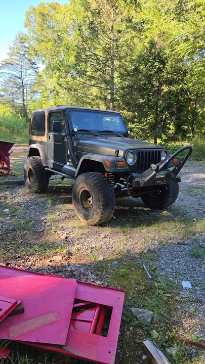 1998 Jeep TJ Wrangler - Image 2 of 5