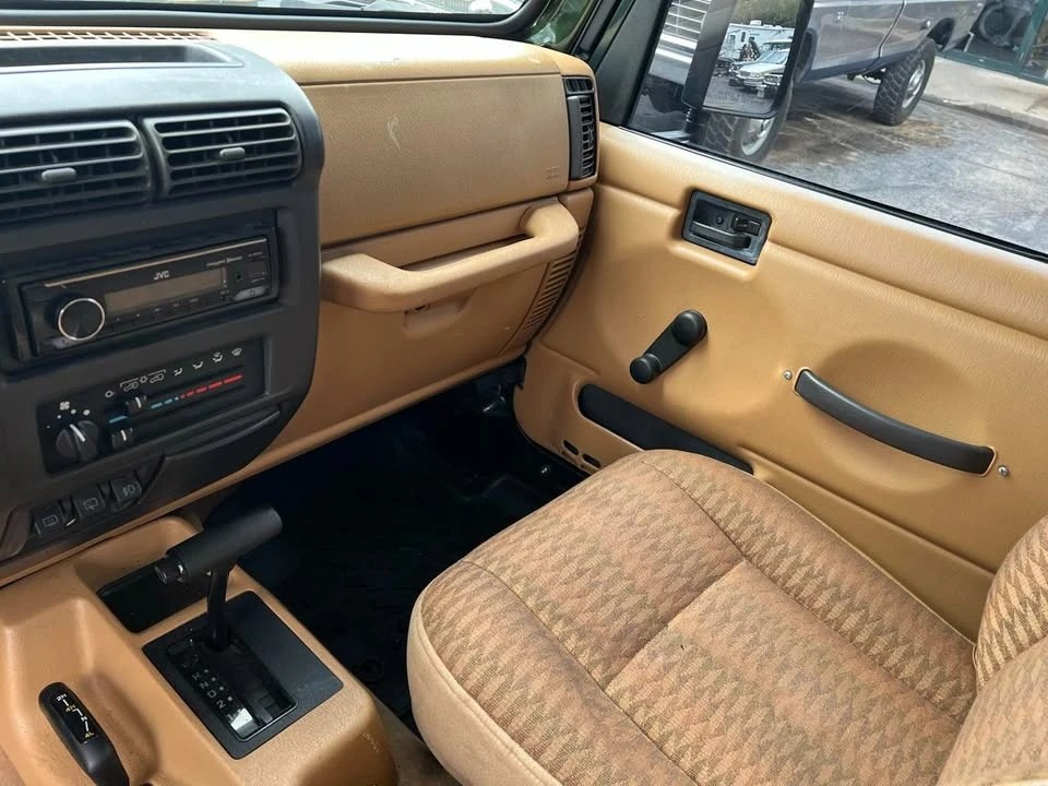 1998 Jeep TJ Wrangler - Image 9 of 15
