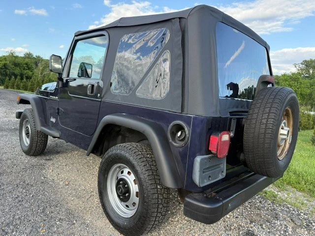 1998 Jeep TJ Wrangler - Image 11 of 27