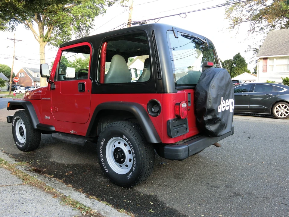 1998 Jeep TJ Wrangler - Image 6 of 31