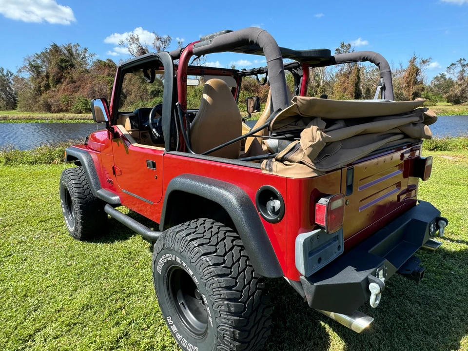 1998 Jeep TJ Wrangler - Image 11 of 31