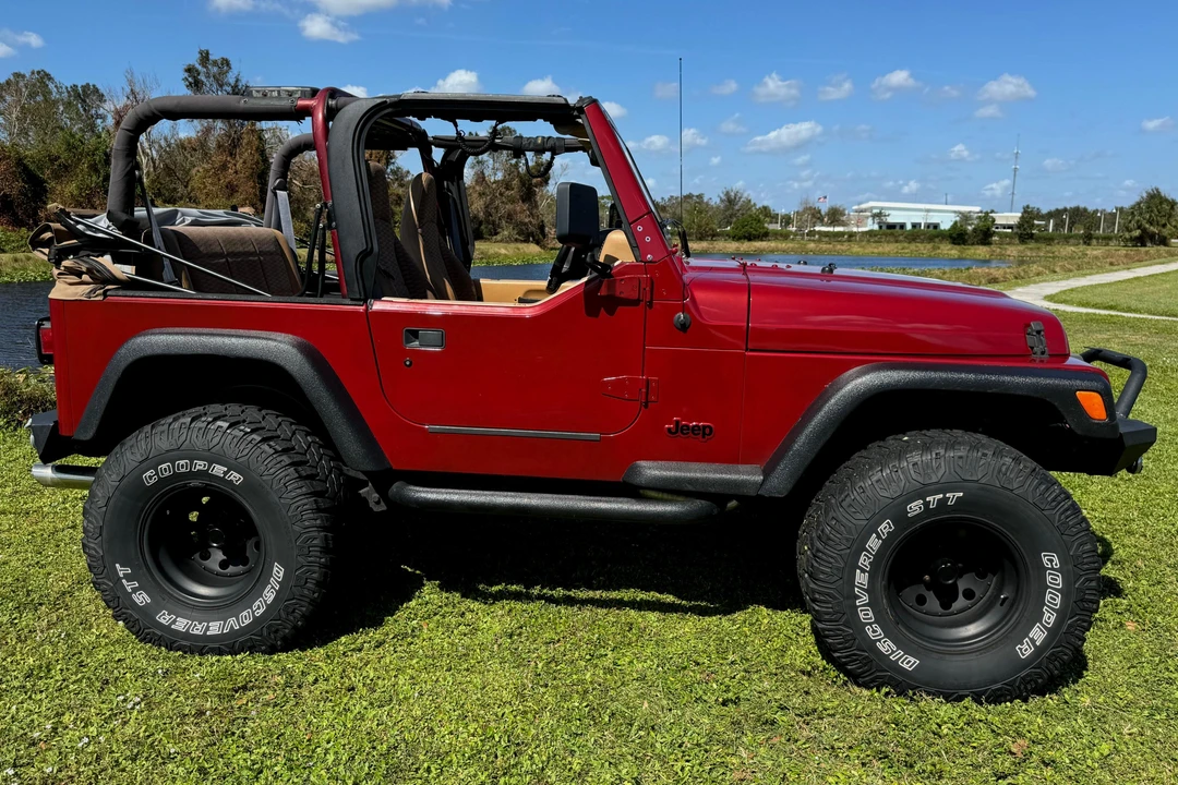 1998 Jeep TJ Wrangler - Image 3 of 31