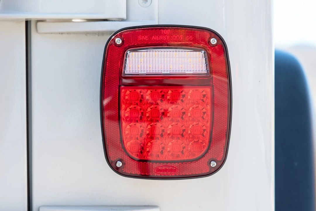 1998 Jeep TJ Wrangler - Image 16 of 31
