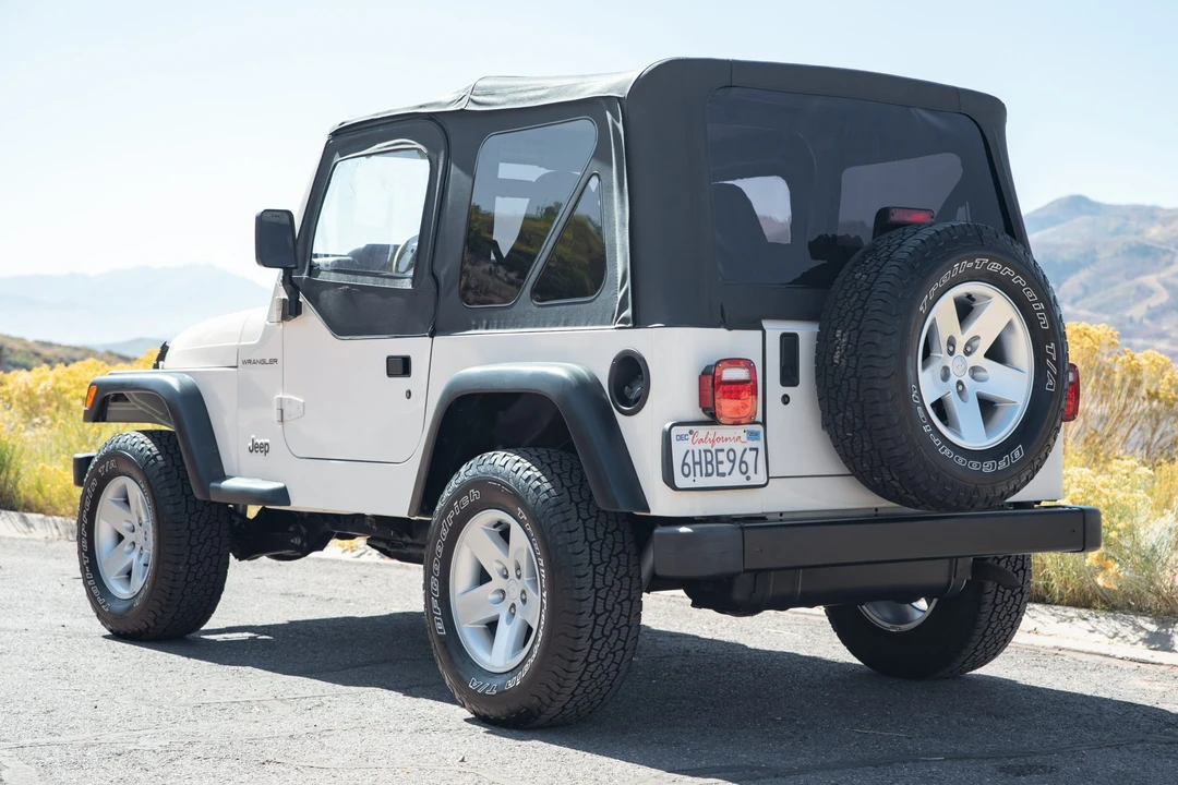 1998 Jeep TJ Wrangler - Image 4 of 31