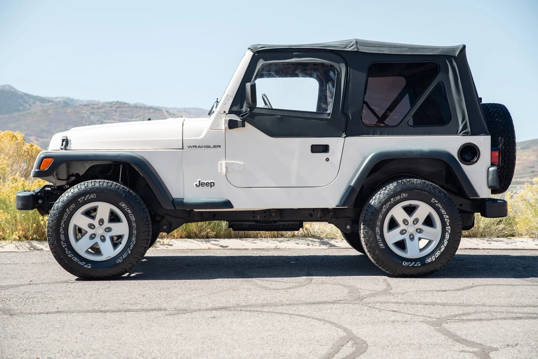 1998 Jeep TJ Wrangler - Image 3 of 31
