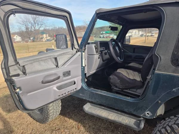 1998 Jeep TJ Wrangler - Image 10 of 12