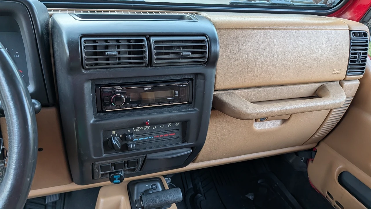 1998 Jeep TJ Wrangler - Image 19 of 21