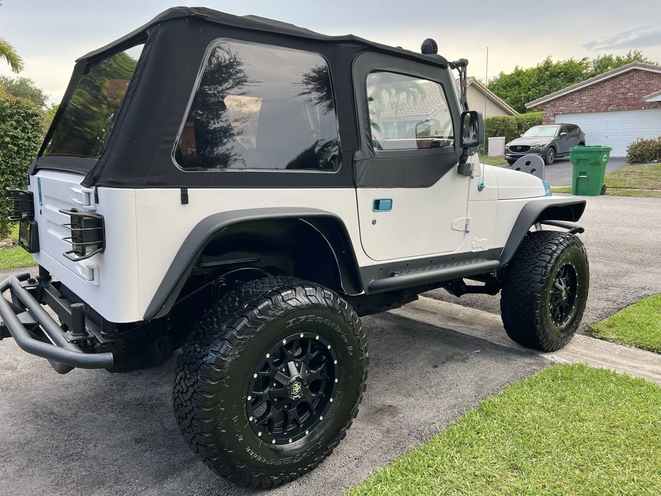 1998 Jeep TJ Wrangler - Image 6 of 21