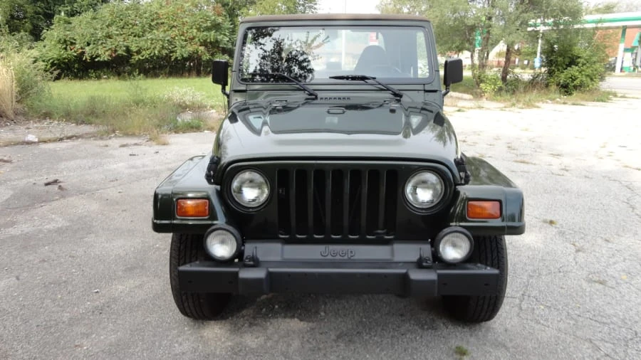 1998 Jeep TJ Wrangler - Image 10 of 11