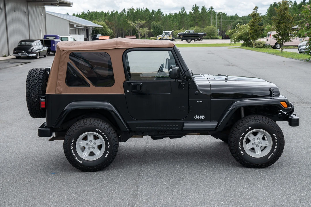 1998 Jeep TJ Wrangler - Image 13 of 31