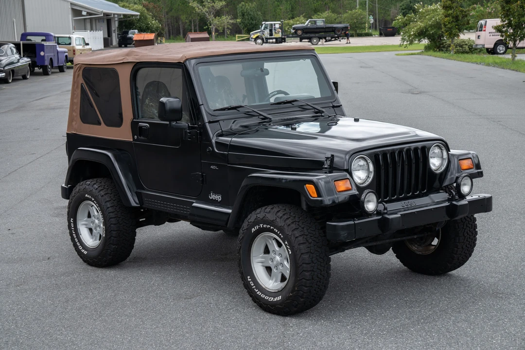 1998 Jeep TJ Wrangler - Image 2 of 31