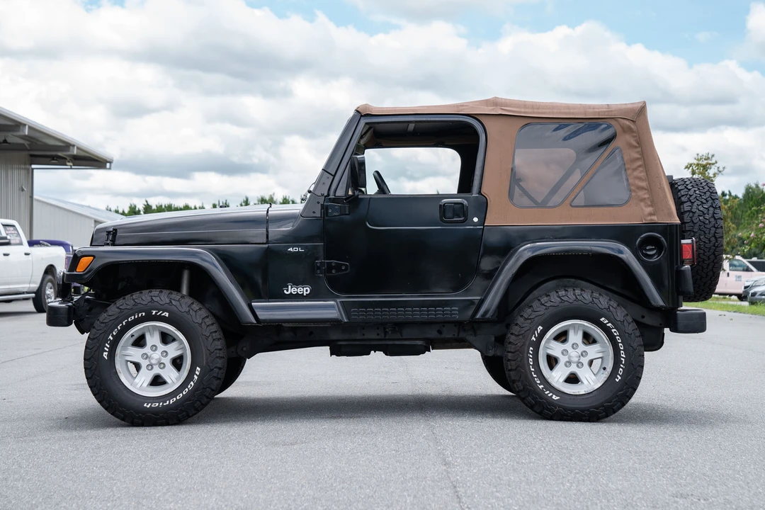 1998 Jeep TJ Wrangler - Image 6 of 31