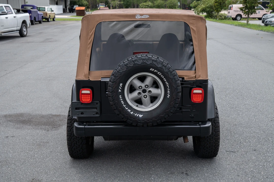 1998 Jeep TJ Wrangler - Image 17 of 31