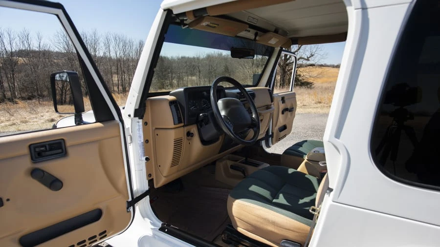 1998 Jeep TJ Wrangler - Image 4 of 12