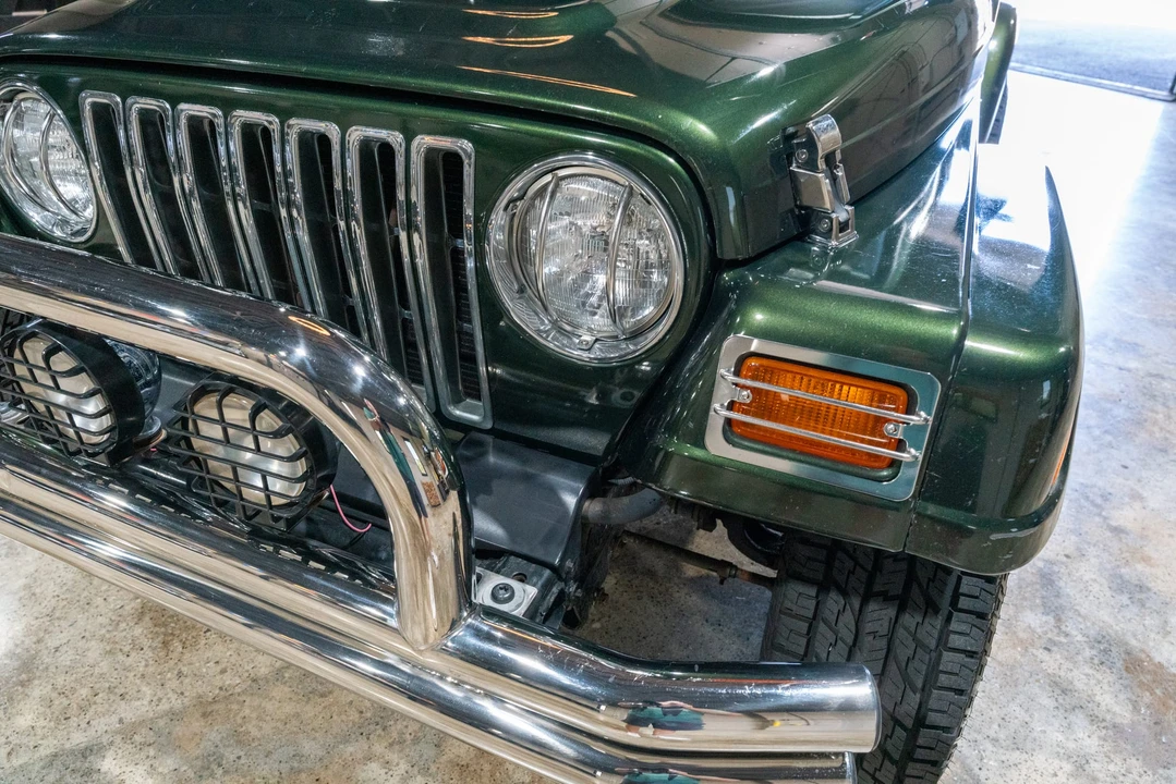 1998 Jeep TJ Wrangler - Image 25 of 31