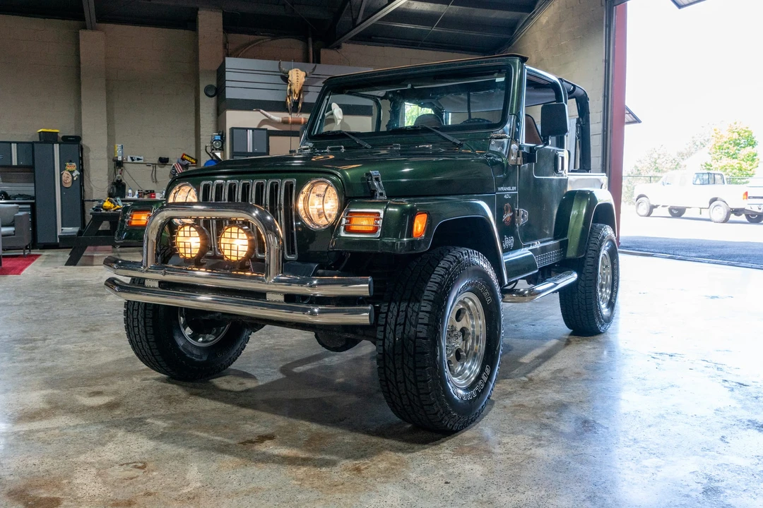 1998 Jeep TJ Wrangler - Image 2 of 31