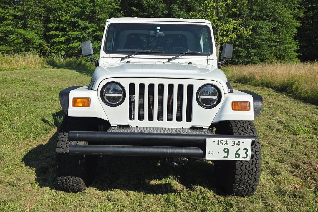 1998 Jeep TJ Wrangler - Image 2 of 31
