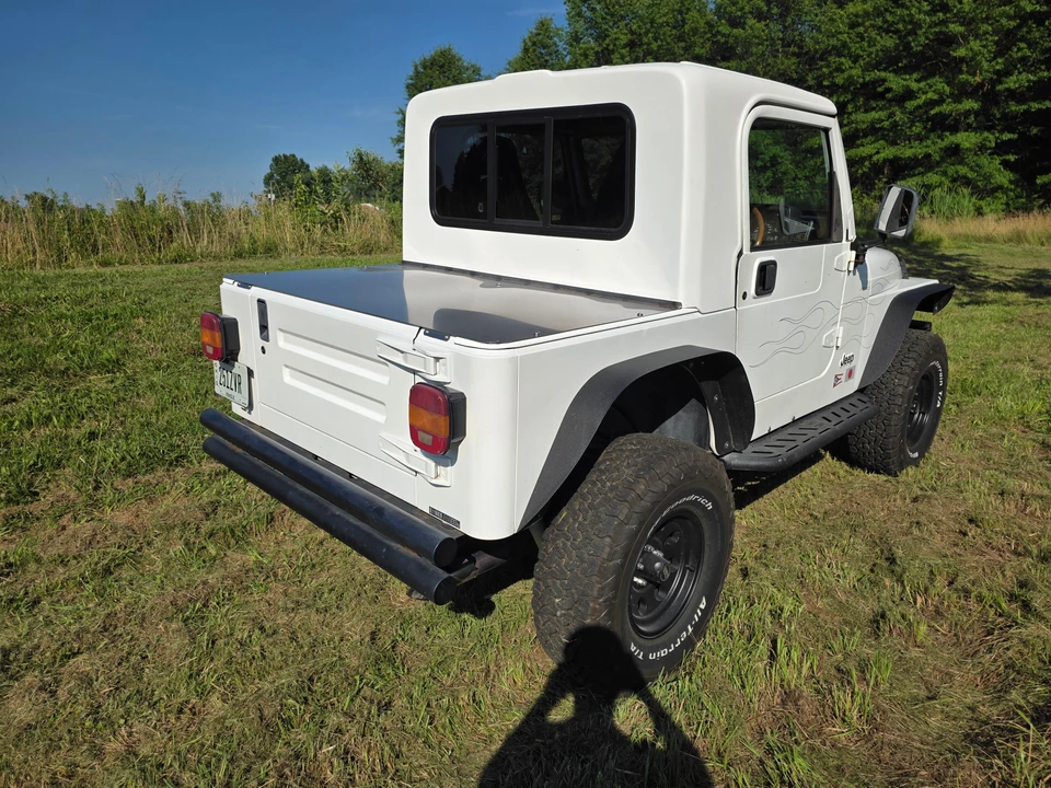 1998 Jeep TJ Wrangler - Image 13 of 31