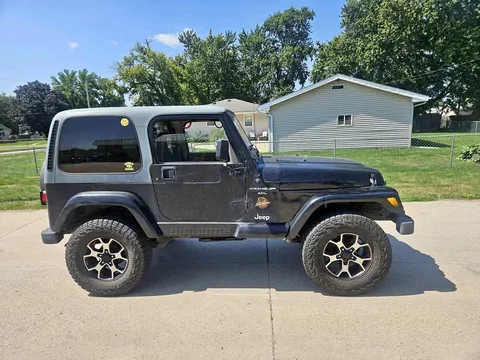 1998 Jeep Wrangler Sahara Sport Utility 2D