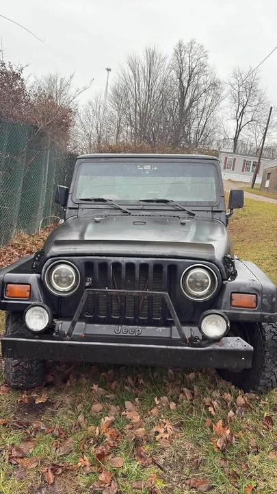 1998 Jeep TJ Wrangler - Image 2 of 4