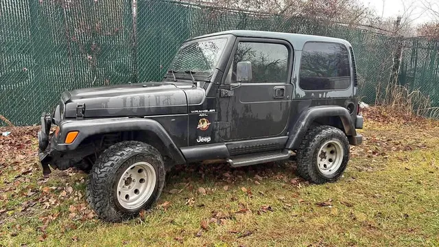 1998 Jeep Wrangler Sahara Sport Utility 2D