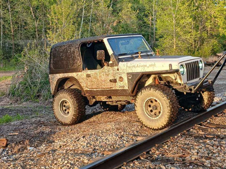 1998 Jeep TJ Wrangler - Image 2 of 4