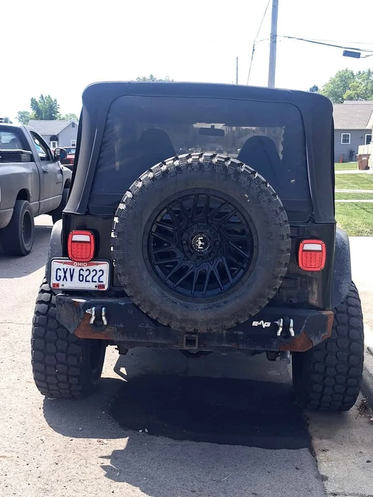 1998 Jeep TJ Wrangler - Image 4 of 5