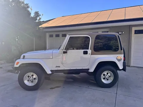 1998 Jeep Wrangler Sahara Sport Utility 2D