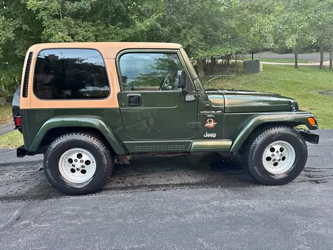 1998 Jeep Wrangler Sahara Sport Utility 2D