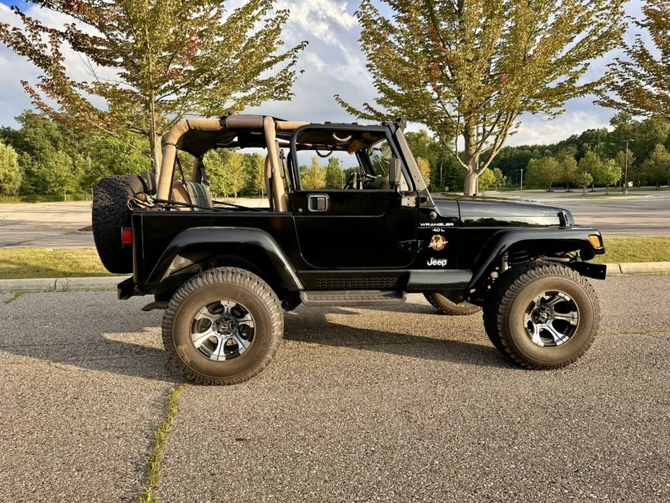 1998 Jeep TJ Wrangler - Image 12 of 15