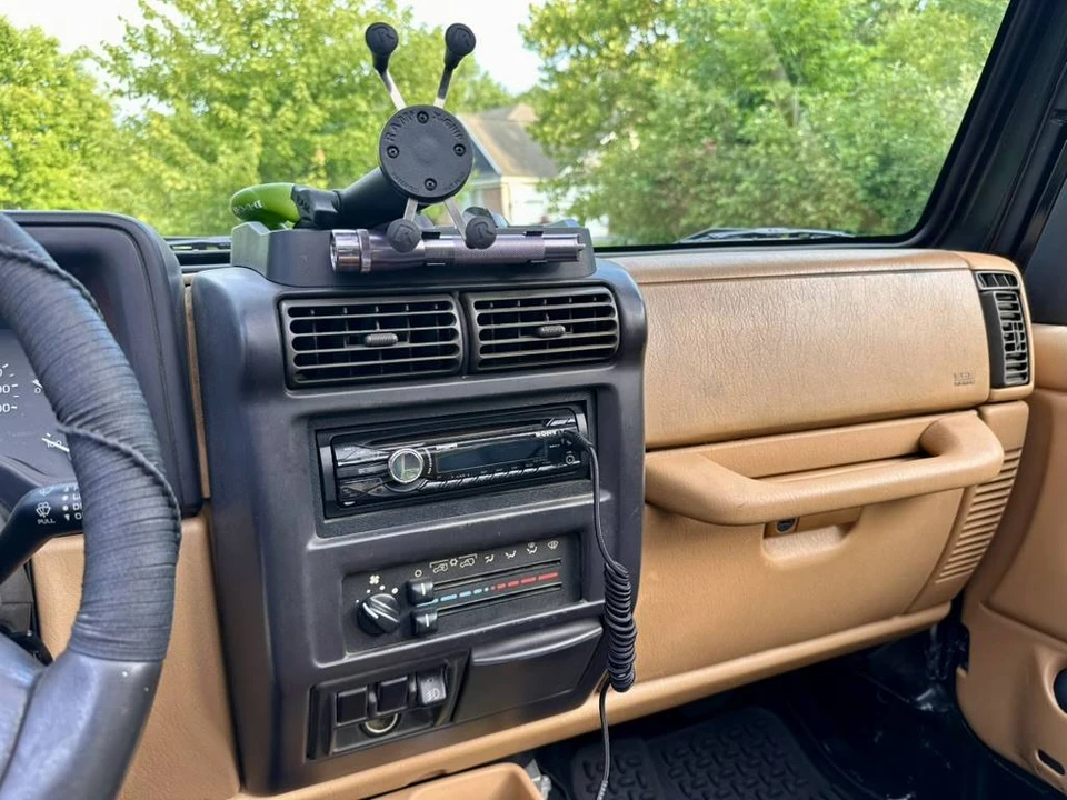 1998 Jeep TJ Wrangler - Image 8 of 15