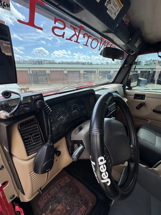 1998 Jeep TJ Wrangler - Image 28 of 31