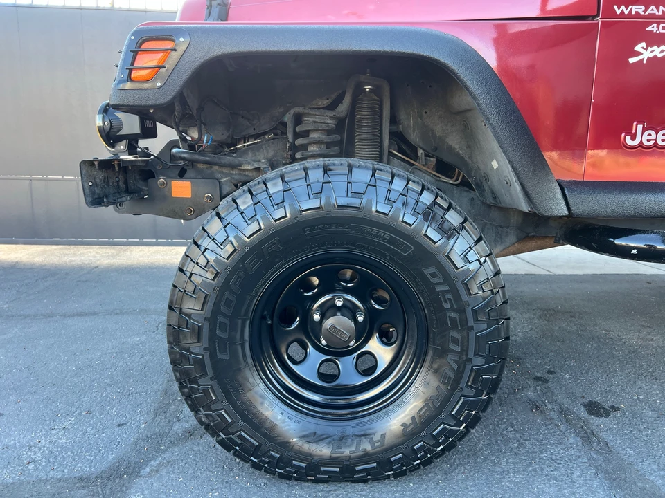 1998 Jeep TJ Wrangler - Image 17 of 31