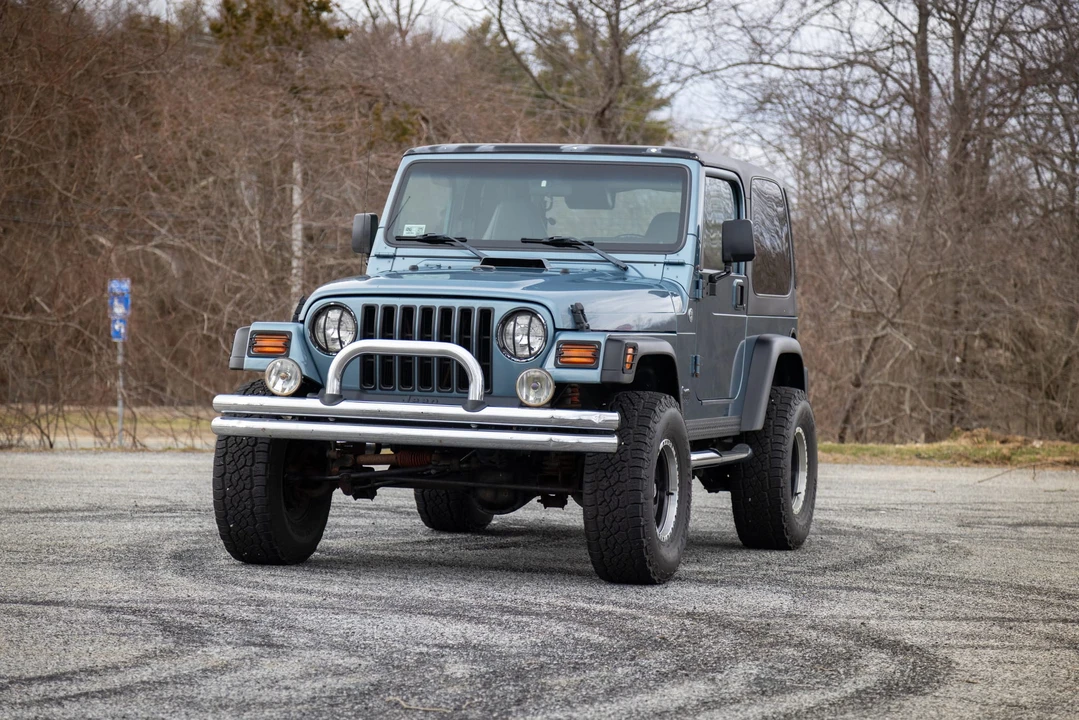 1998 Jeep TJ Wrangler - Image 2 of 31