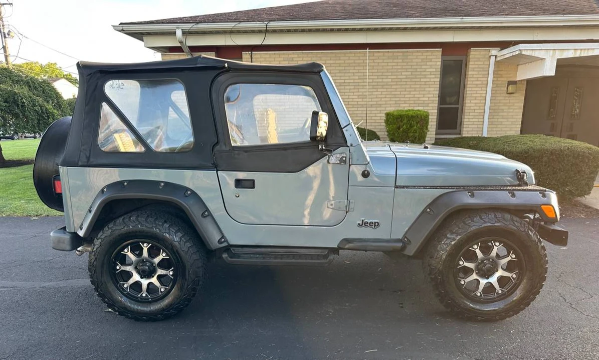 1998 Jeep TJ Wrangler - Image 4 of 24