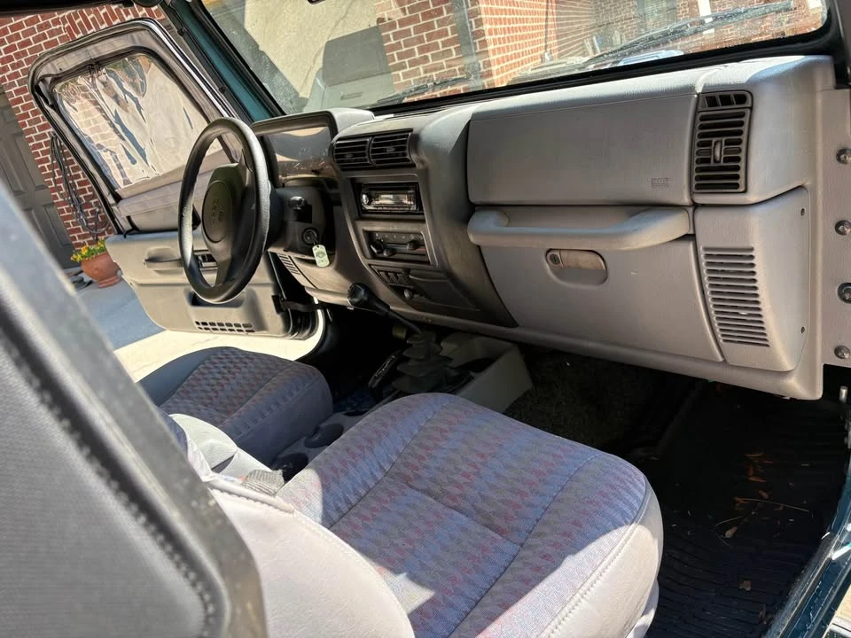 1998 Jeep TJ Wrangler - Image 15 of 16
