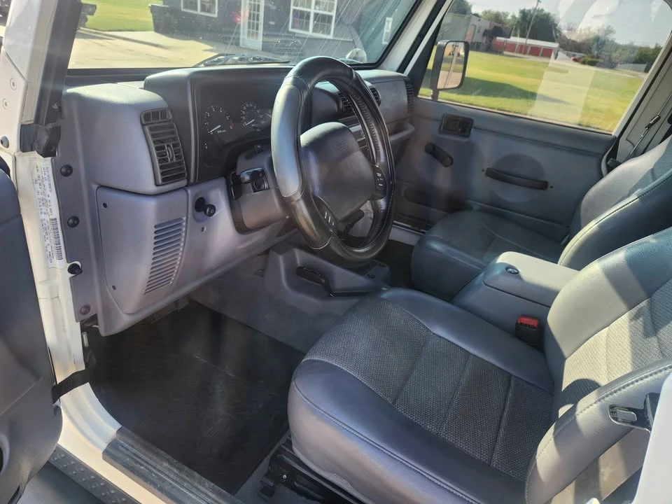 1998 Jeep TJ Wrangler - Image 8 of 13