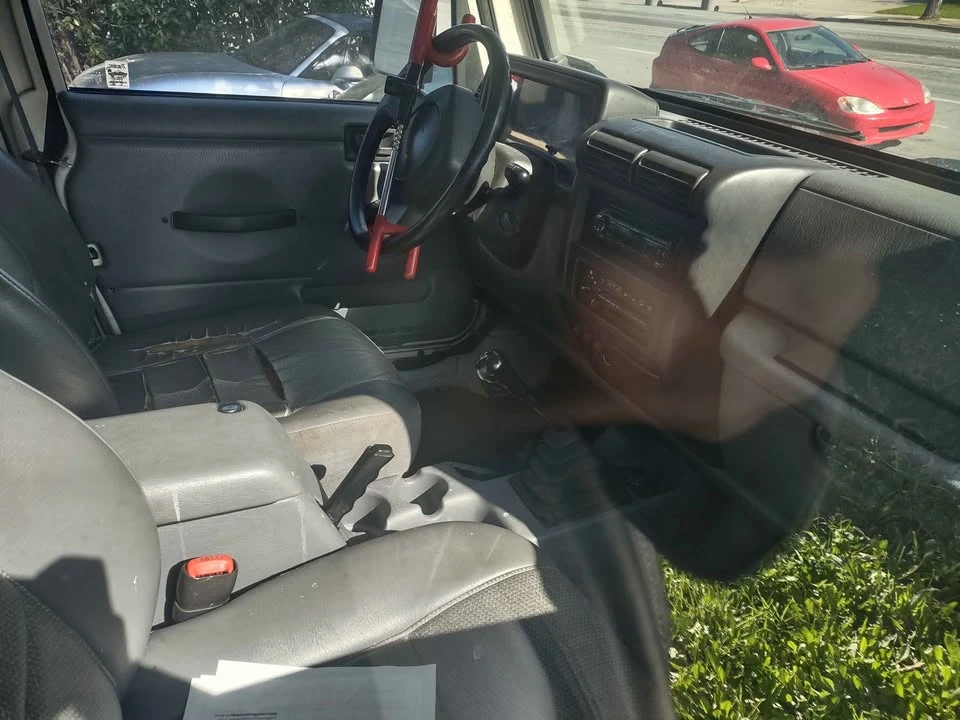 1998 Jeep TJ Wrangler - Image 2 of 3