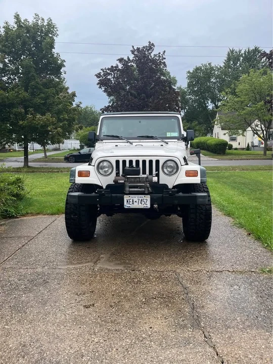 1998 Jeep TJ Wrangler - Image 2 of 13