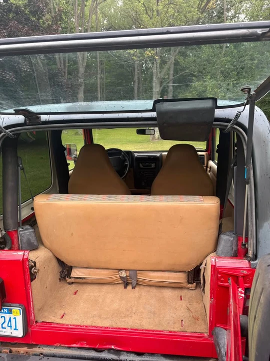 1998 Jeep TJ Wrangler - Image 4 of 5