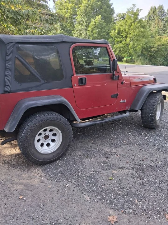 1998 Jeep TJ Wrangler - Image 2 of 7