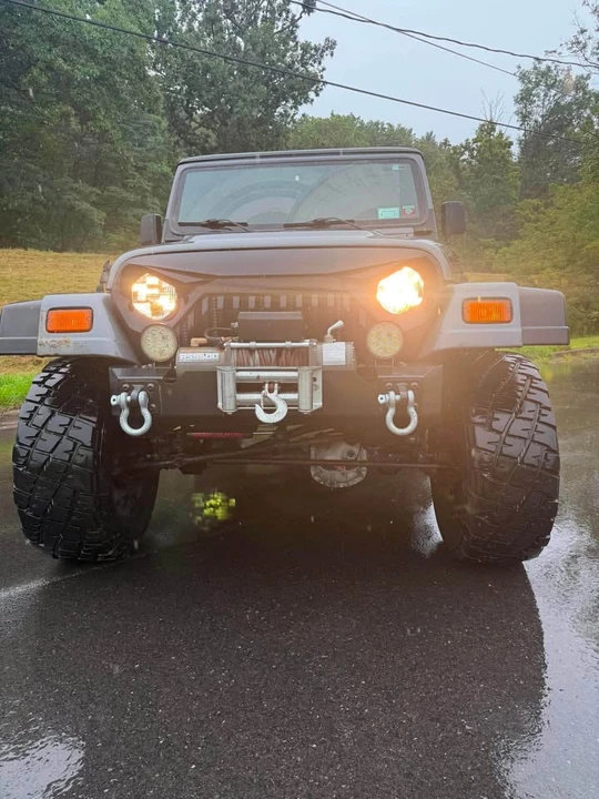 1998 Jeep TJ Wrangler - Image 2 of 9